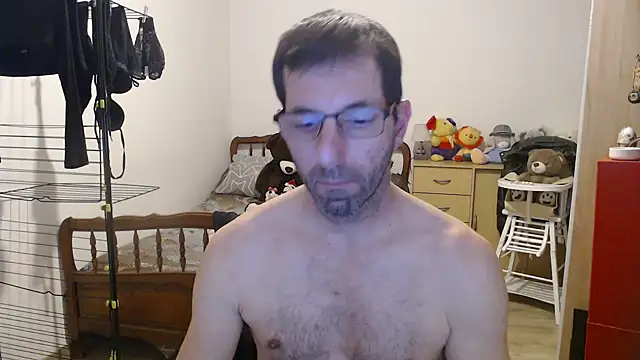 Snapshot of steph19x5 chatting on 5, 2, 2026 steph19x5 online show from 5, 2, 2026