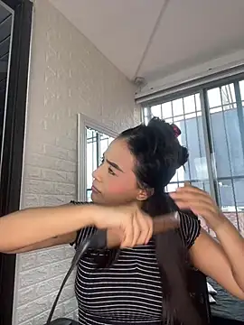 Little Amber6 online show from 5, 2, 2025