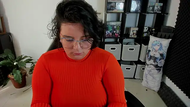 aika-dreams online show from 15, 12, 2024