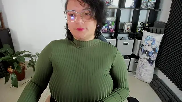 aika-dreams online show from 17, 12, 2024