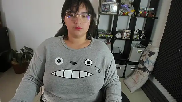 aika-dreams online show from 6, 2, 2025