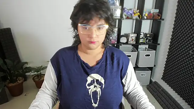 aika-dreams online show from 15, 2, 2025