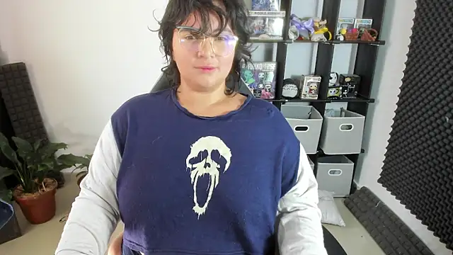 aika-dreams online show from 15, 2, 2025