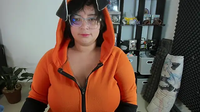 aika-dreams online show from 3, 3, 2025