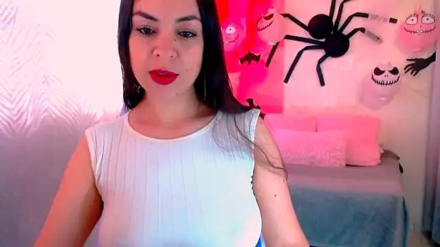 Snapshot of LATINGODDESS_X chatting on 6, 10, 2025 LATINGODDESS X online show from 6, 10, 2025