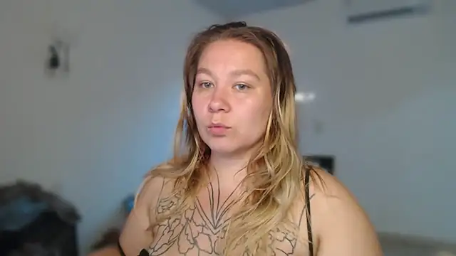 Snapshot of Enotika chatting on 13, 12, 2025 Enotika online show from 13, 12, 2025