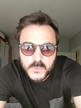 Snapshot of Consensustr chatting on 12, 3, 2025 Consensustr online show from 12, 3, 2025