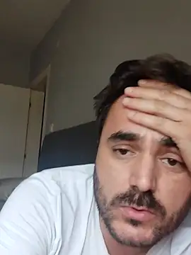 Snapshot of Consensustr chatting on 25, 10, 2025 Consensustr online show from 25, 10, 2025