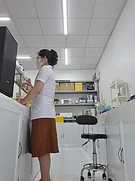 HinaLovely online show from 1, 7, 2026