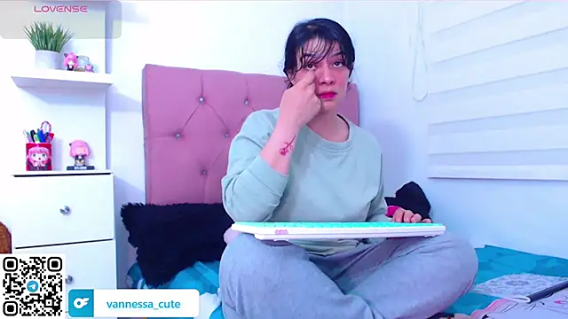 Vannessa  Shy online show from 21, 9, 2025