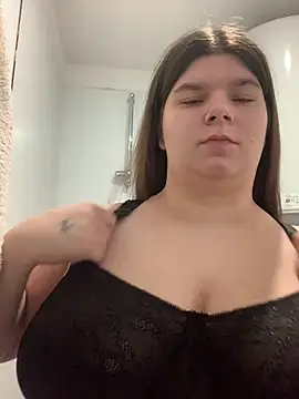 Snapshot of anasexee75 chatting on 13, 1, 2025 anasexee75 online show from 13, 1, 2025
