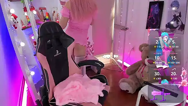 Snapshot of alessandrathedoll chatting on 8, 12, 2024 alessandrathedoll online show from 8, 12, 2024