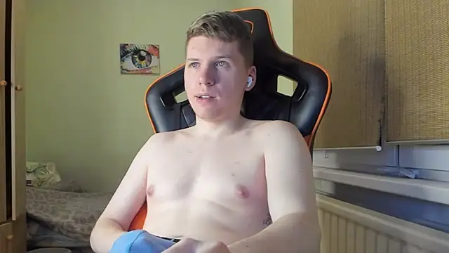 Bananas dick online show from 4, 1, 2025