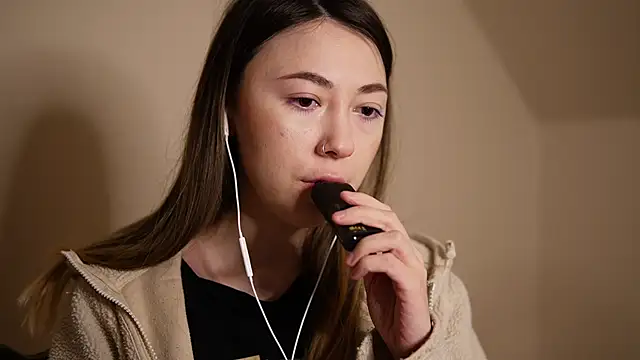 chibi moon  online show from 10, 1, 2025