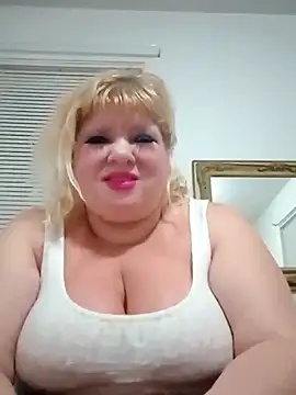 Snapshot of JemJensen30 chatting on 9, 7, 2026 JemJensen30 online show from 9, 7, 2026