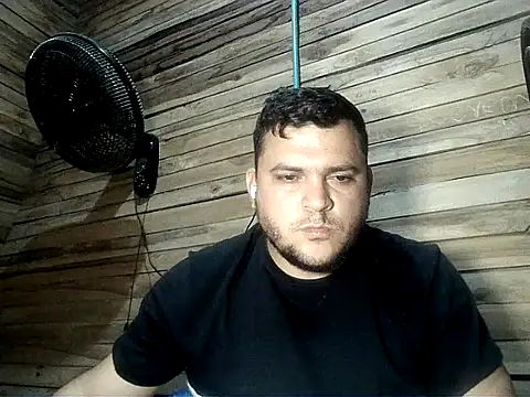 Snapshot of Arcangel_05 chatting on 8, 5, 2026 Arcangel 05 online show from 8, 5, 2026