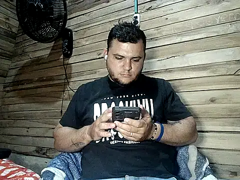 Snapshot of Arcangel_05 chatting on 10, 5, 2026 Arcangel 05 online show from 10, 5, 2026