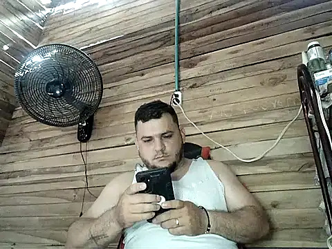 Snapshot of Arcangel_05 chatting on 20, 5, 2026 Arcangel 05 online show from 20, 5, 2026