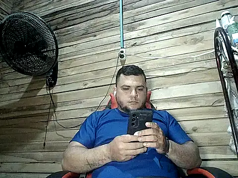 Snapshot of Arcangel_05 chatting on 22, 5, 2026 Arcangel 05 online show from 22, 5, 2026