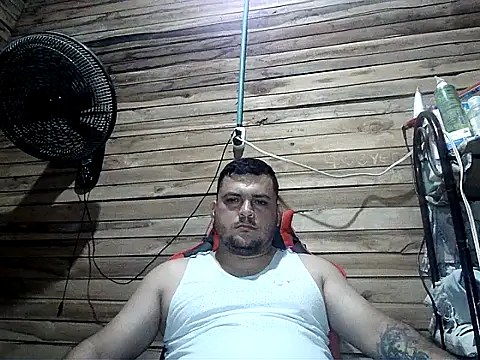 Snapshot of Arcangel_05 chatting on 28, 5, 2026 Arcangel 05 online show from 28, 5, 2026
