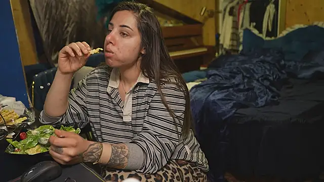 VanessaDoyle online show from 27, 5, 2026