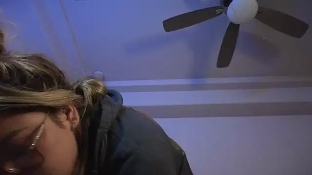 drizzypeach602 online show from 17, 1, 2025