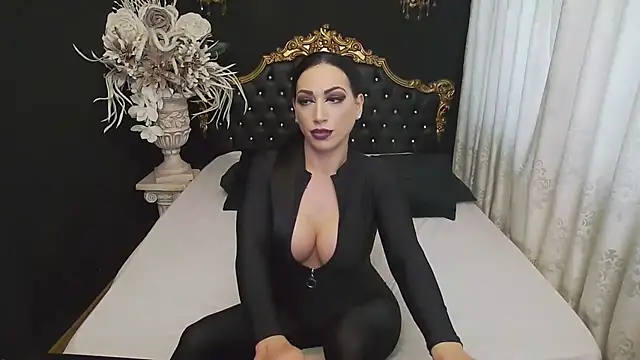 MichaelaDark online show from 6, 1, 2025
