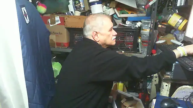 nonnomaturobisex online show from 13, 4, 2026