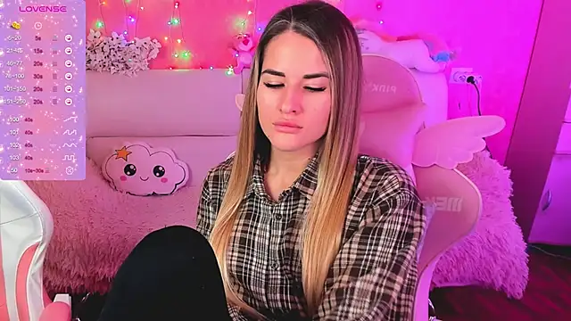 ivannatompsonnn online show from 9, 3, 2026