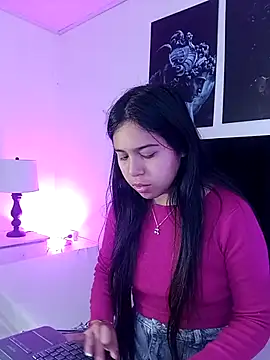 SARA MILLER69 online show from 13, 4, 2026