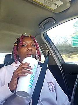 oliviaprettypussy online show from 13, 3, 2026