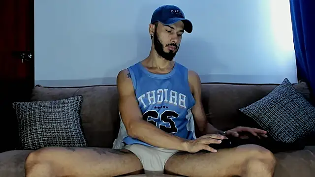 Snapshot of DERRYMASTER chatting on 15, 9, 2025 DERRYMASTER online show from 15, 9, 2025