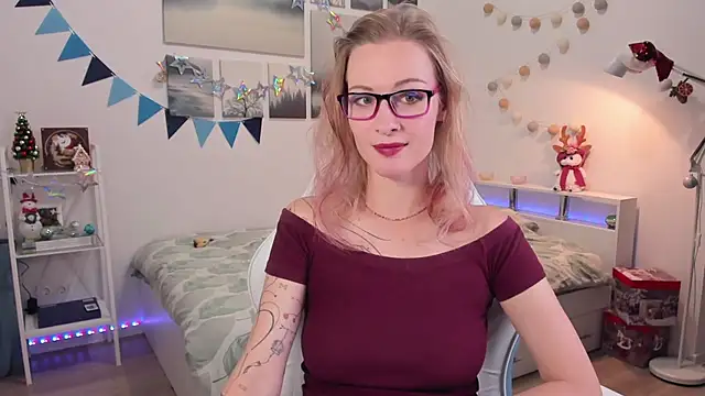 Snapshot of MissRightX chatting on 5, 12, 2024 MissRightX online show from 5, 12, 2024