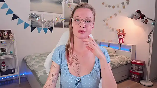 Snapshot of MissRightX chatting on 13, 12, 2024 MissRightX online show from 13, 12, 2024