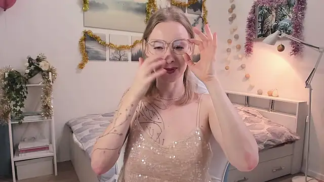 Snapshot of MissRightX chatting on 25, 11, 2025 MissRightX online show from 25, 11, 2025