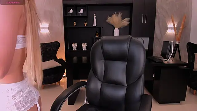 LexieWayne online show from 30, 12, 2024