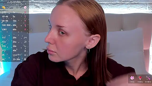 Snapshot of LianaFord chatting on 13, 7, 2026 LianaFord online show from 13, 7, 2026