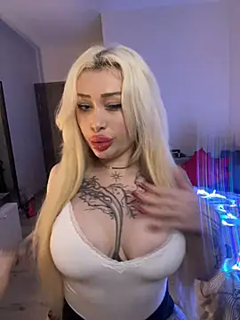 Snapshot of JennaLinn chatting on 1, 5, 2026 JennaLinn online show from 1, 5, 2026
