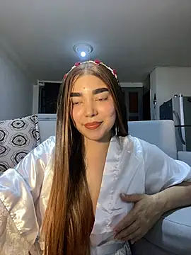 Snapshot of DulceChloe99 chatting on 10, 4, 2026 DulceChloe99 online show from 10, 4, 2026