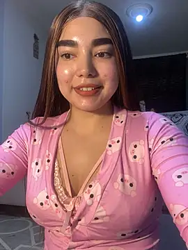 Snapshot of DulceChloe99 chatting on 23, 4, 2026 DulceChloe99 online show from 23, 4, 2026