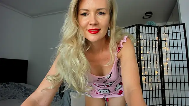 Snapshot of YourFire_ chatting on 6, 8, 2026 YourFire online show from 6, 8, 2026