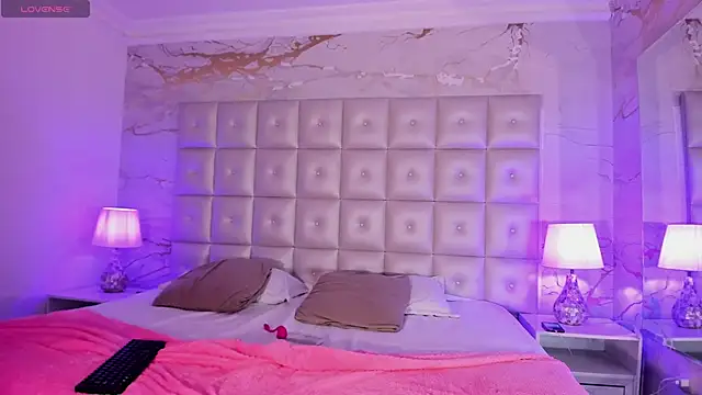 Snapshot of AntonellaRossi chatting on 31, 1, 2025 AntonellaRossi online show from 31, 1, 2025