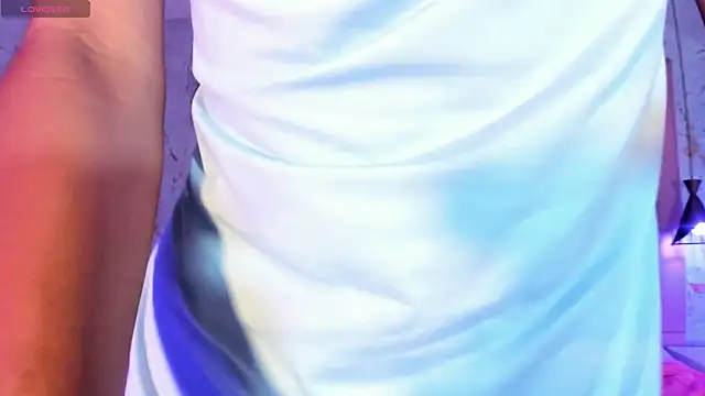 Snapshot of AntonellaRossi chatting on 10, 3, 2025 AntonellaRossi online show from 10, 3, 2025