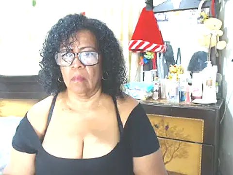 Snapshot of Yayis-hot-sexyw chatting on 28, 12, 2024 Yayis-hot-sexyw online show from 28, 12, 2024