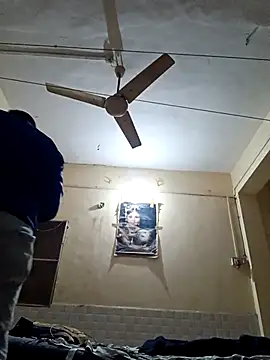 Snapshot of Desi_Londa_143 chatting on 19, 3, 2025 Desi Londa 143 online show from 19, 3, 2025