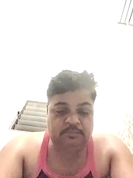 Snapshot of Desi_Londa_143 chatting on 18, 10, 2025 Desi Londa 143 online show from 18, 10, 2025