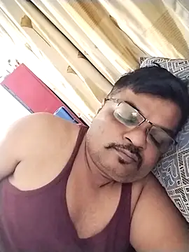 Snapshot of Desi_Londa_143 chatting on 14, 11, 2025 Desi Londa 143 online show from 14, 11, 2025