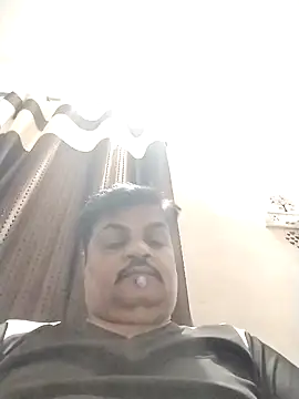 Snapshot of Desi_Londa_143 chatting on 22, 11, 2025 Desi Londa 143 online show from 22, 11, 2025