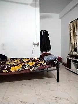 Desi Londa 143 online show from 17, 1, 2026