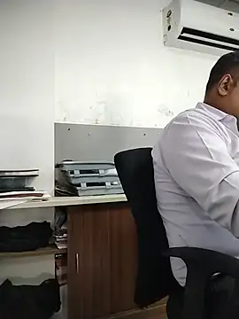 Desi Londa 143 online show from 25, 6, 2026